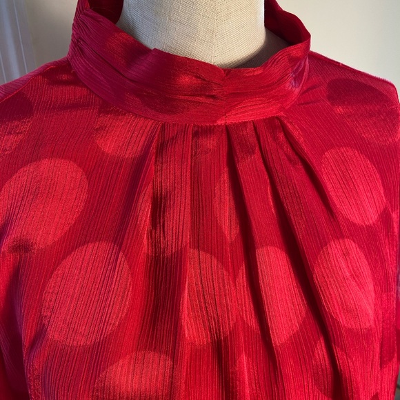 Fun red tunic blouse with high neck - Picture 2 of 6